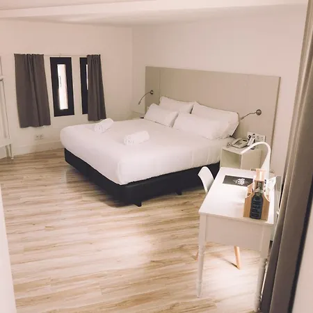 Hotelet Casa Padro Hotel Manresa
